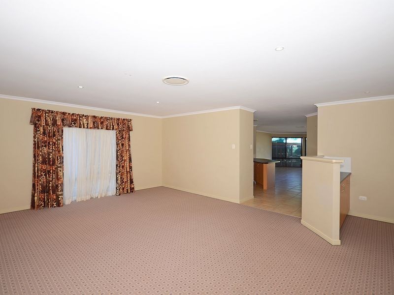 66 Hythe Street, Pialba QLD 4655