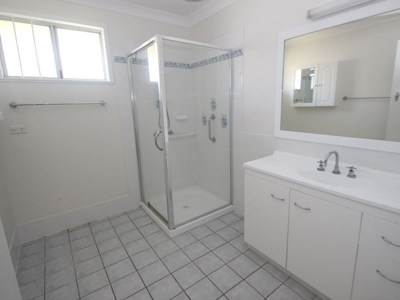 12 Bayview Terrace, Pialba QLD 4655