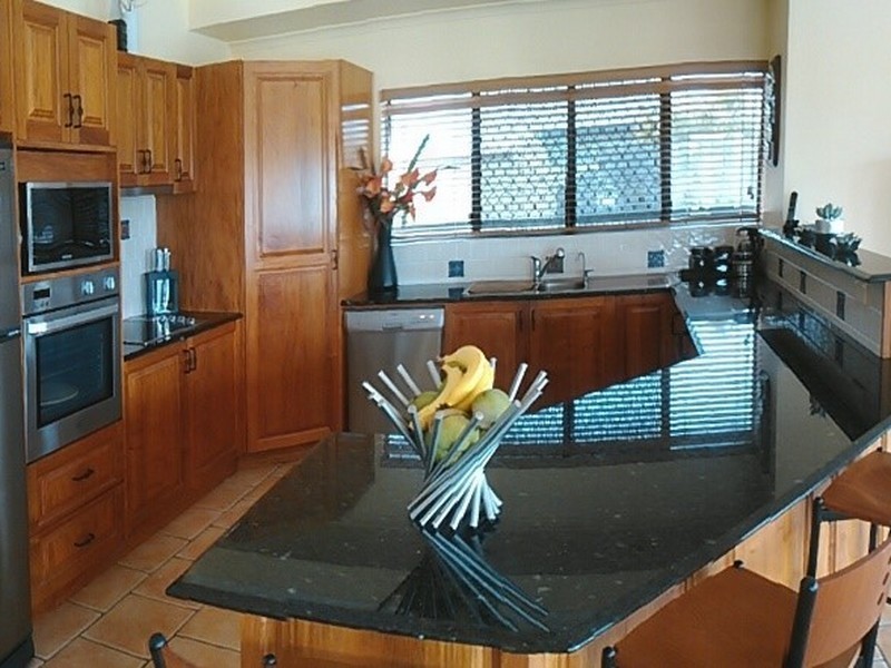 3 Avery Ct, Booral QLD 4655