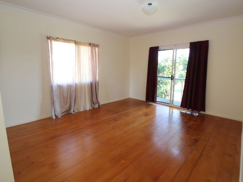 8 Shelcott Street, Toogoom QLD 4655