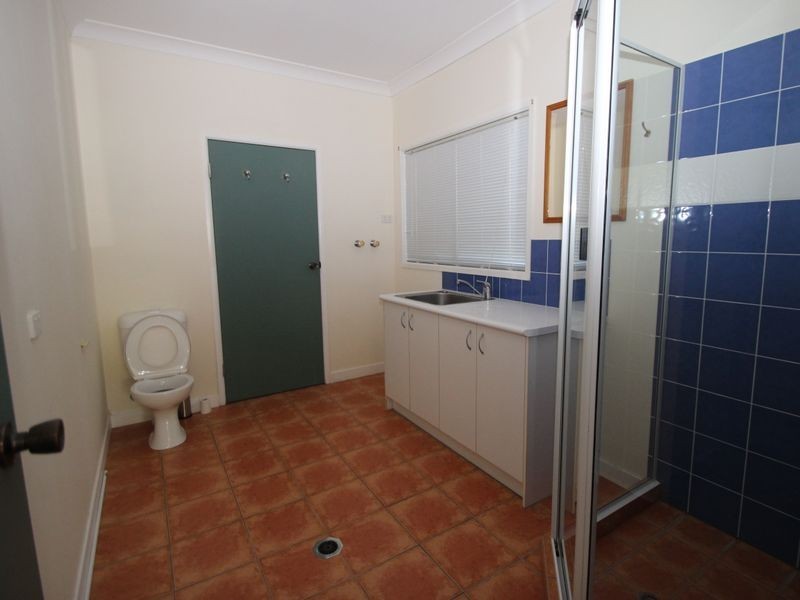 8 Shelcott Street, Toogoom QLD 4655