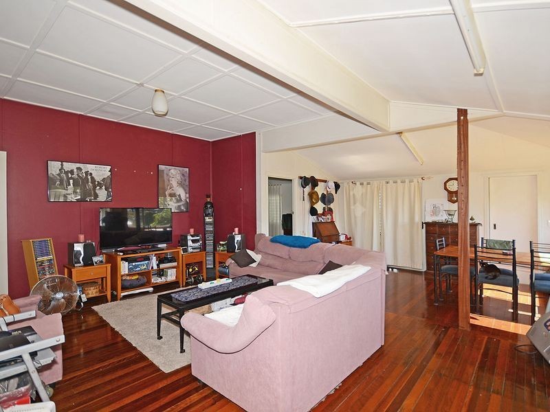 47 Dayman Street, Urangan QLD 4655