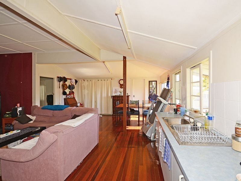 47 Dayman Street, Urangan QLD 4655