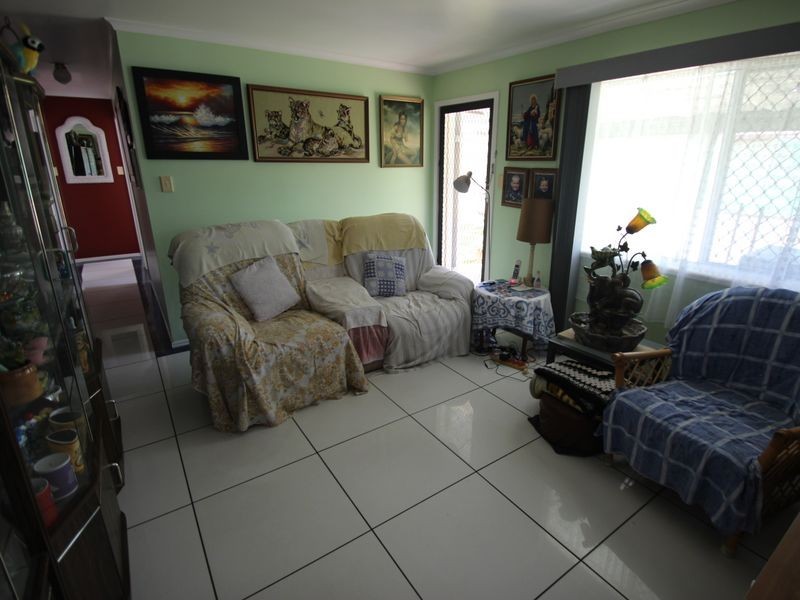 23 Caringa Street, Urangan QLD 4655