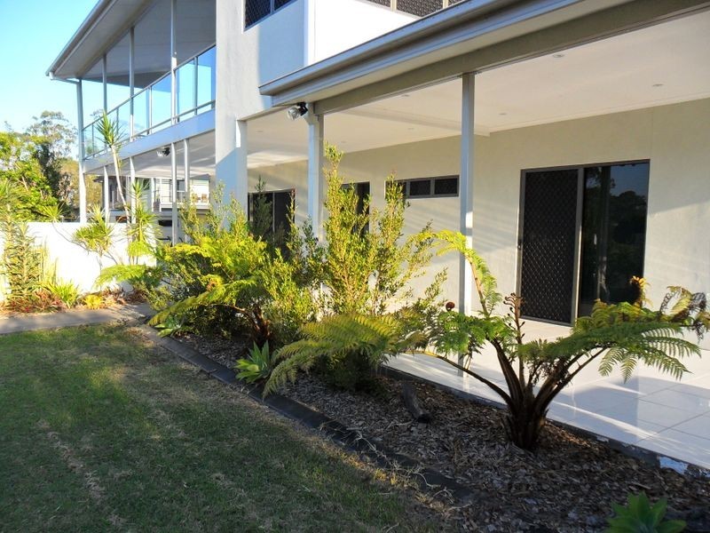 112 Riverview Drive, Burrum Heads QLD 4659