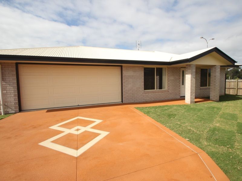 13 Parakeet Circuit, Kawungan QLD 4655