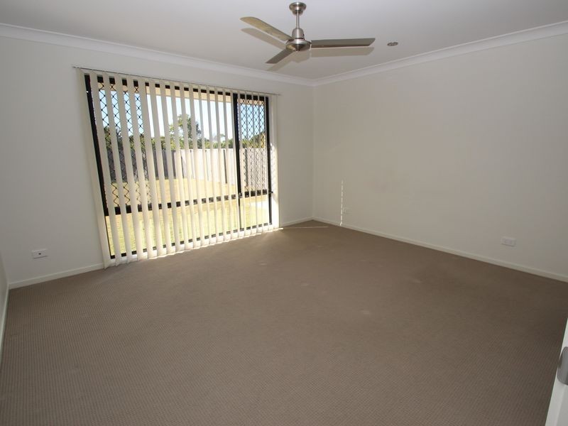 8 Parkview Street, Wondunna QLD 4655