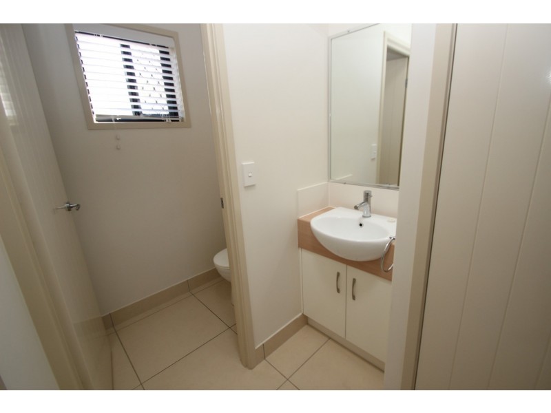 5 Seaside Circuit, Toogoom QLD 4655