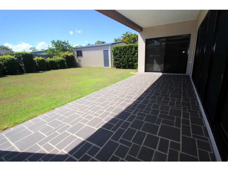 5 Seaside Circuit, Toogoom QLD 4655