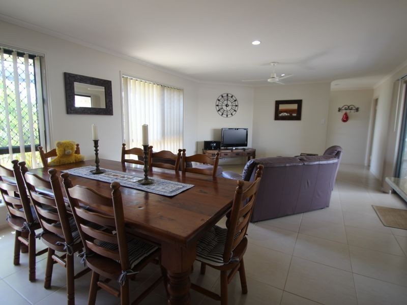2/38 Bayswater Drive, Urraween QLD 4655