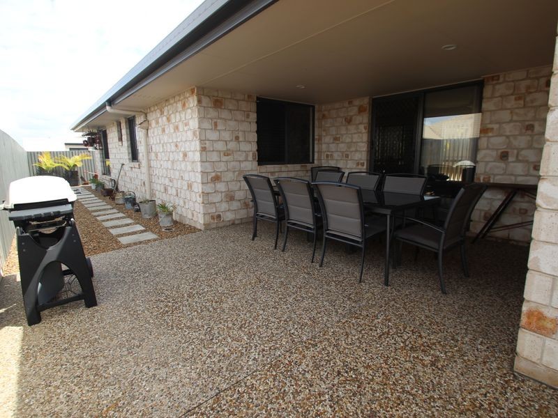 2/38 Bayswater Drive, Urraween QLD 4655
