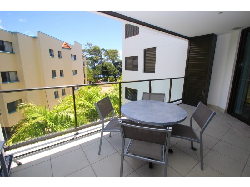 Unit 303/468 Esplanade, Torquay QLD 4655