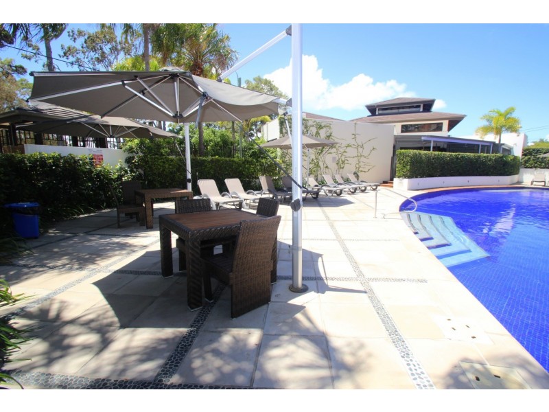 Unit 303/468 Esplanade, Torquay QLD 4655