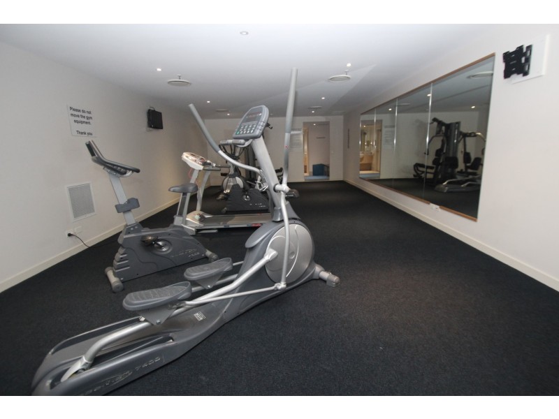 Unit 303/468 Esplanade, Torquay QLD 4655