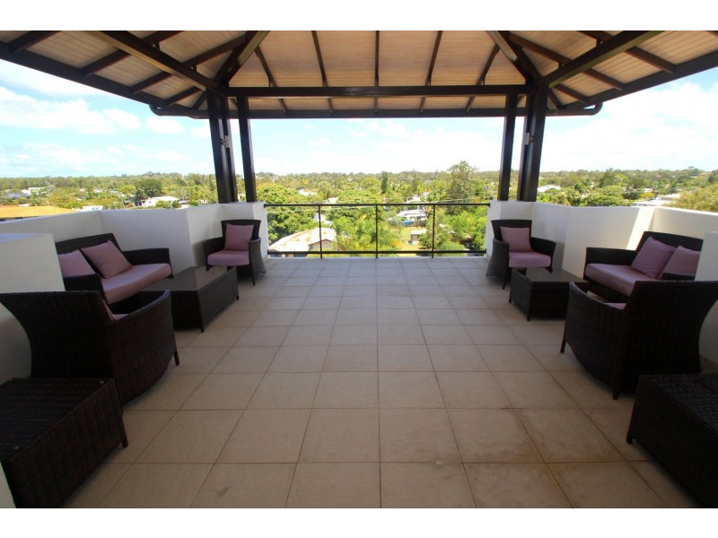 Unit 303/468 Esplanade, Torquay QLD 4655