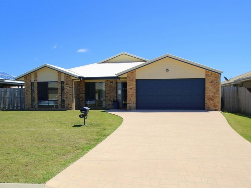 8 Kirriemuir Court, Kawungan QLD 4655