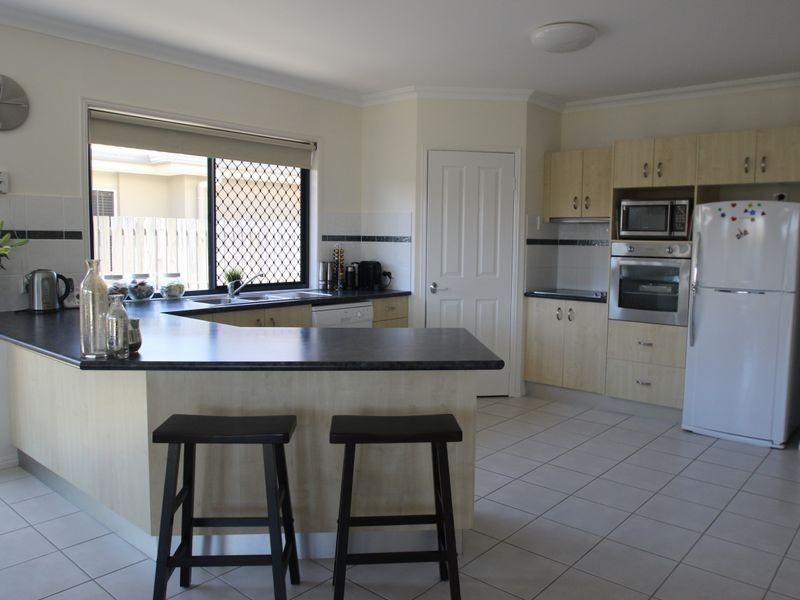 8 Kirriemuir Court, Kawungan QLD 4655