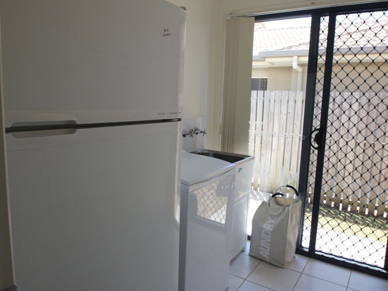 8 Kirriemuir Court, Kawungan QLD 4655