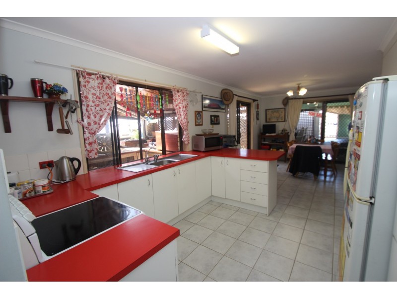 94 Denmans Camp Road, Torquay QLD 4655
