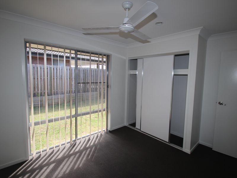 4 Roebuck Street, Urraween QLD 4655