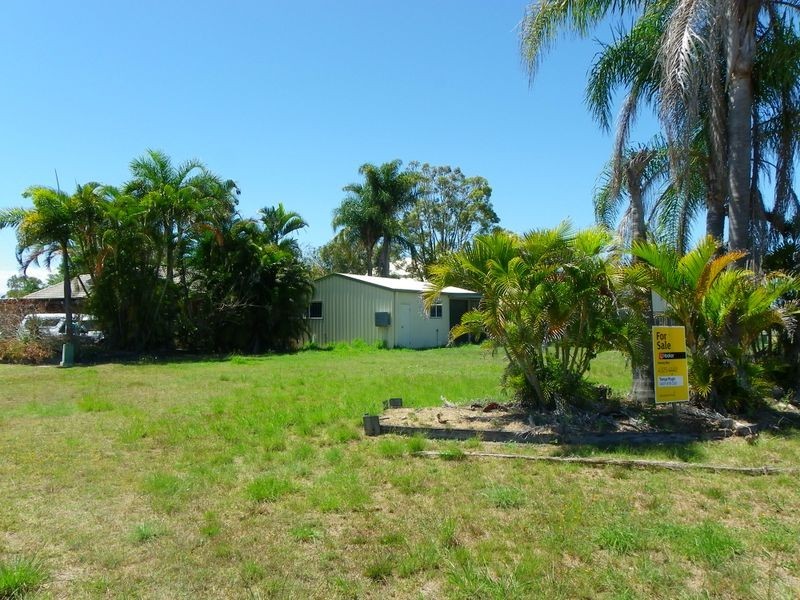 1 Seaspray Court, Urangan QLD 4655