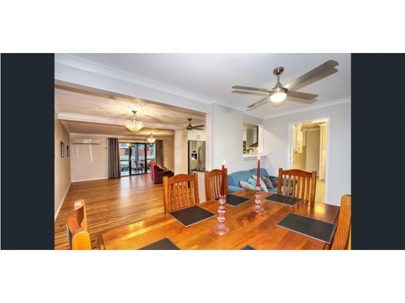 24 Holiday Parade, Scarness QLD 4655