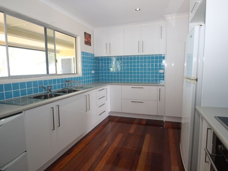 34 Burrum Street, Burrum Heads QLD 4659