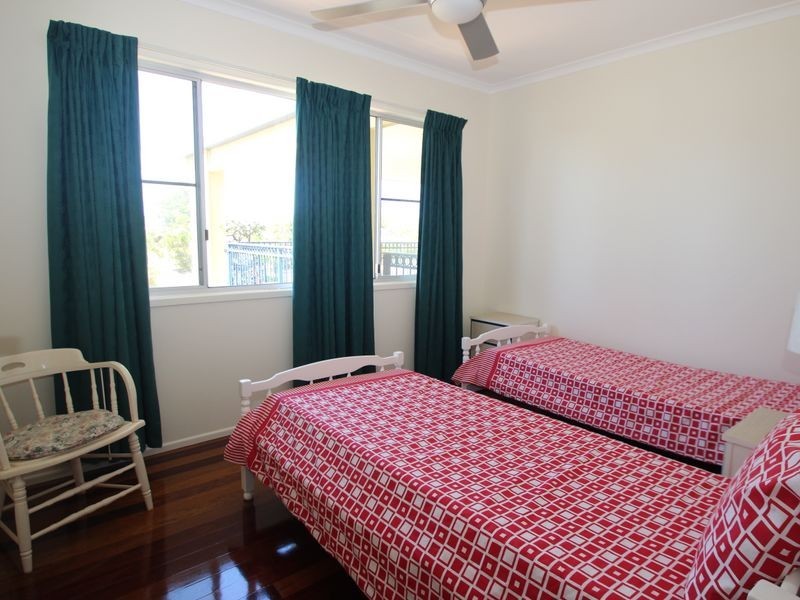 34 Burrum Street, Burrum Heads QLD 4659