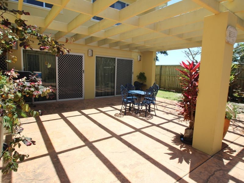 34 Burrum Street, Burrum Heads QLD 4659