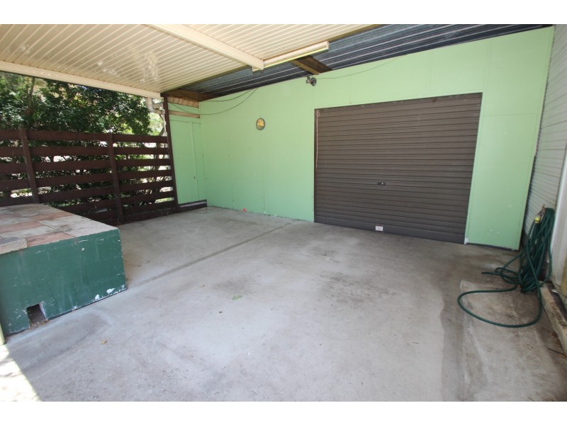 1 Clarke Street, Pialba QLD 4655