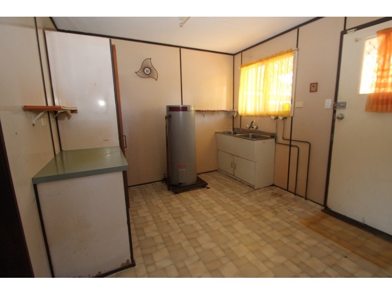 1 Clarke Street, Pialba QLD 4655