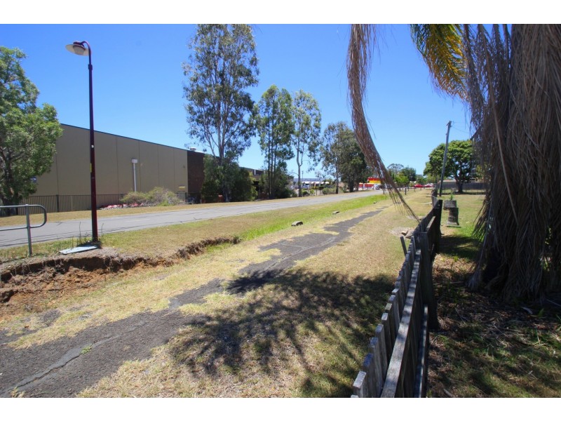 1 Clarke Street, Pialba QLD 4655