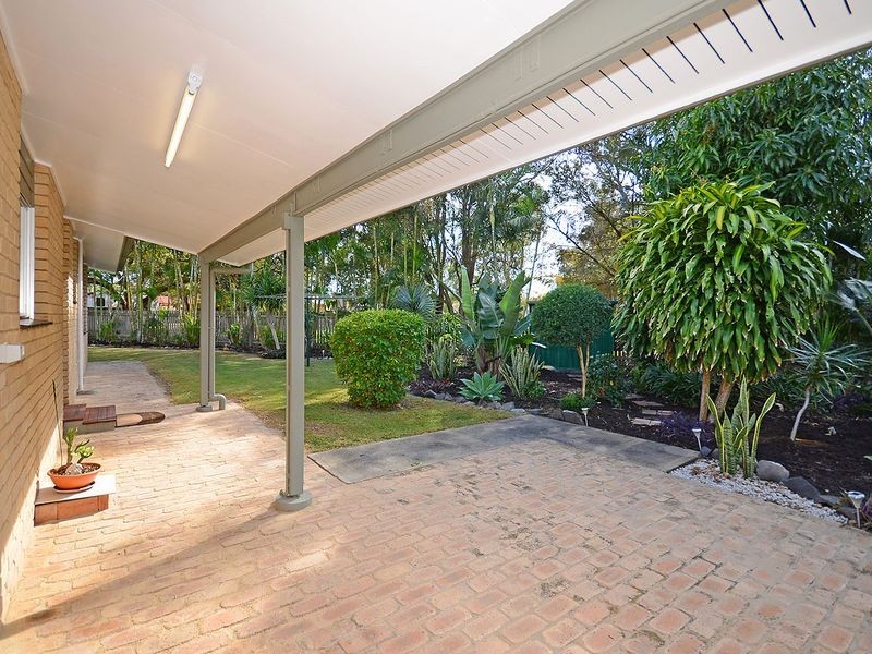 19b Limpus Street, Urangan QLD 4655