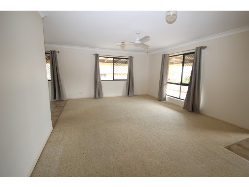 10 Romeck Crescent, Urraween QLD 4655