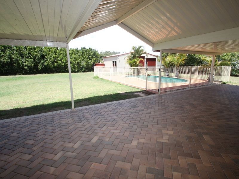 4 Seahorse Circuit, Booral QLD 4655