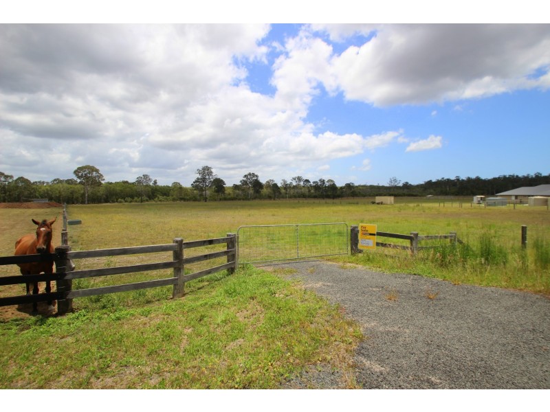 16 Karinya Circuit, Sunshine Acres QLD 4655