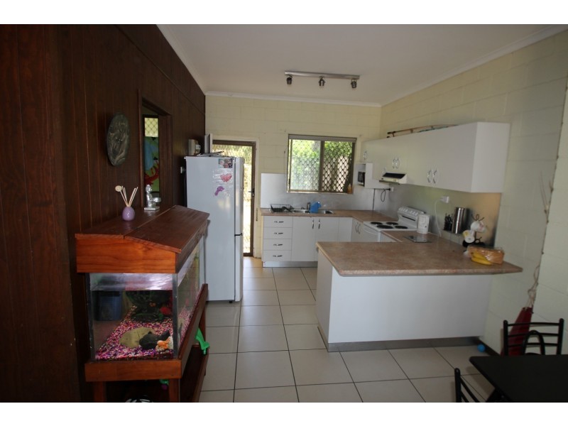 Unit 6/25 Hervey Street, Scarness QLD 4655