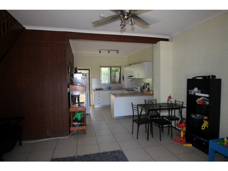 Unit 6/25 Hervey Street, Scarness QLD 4655