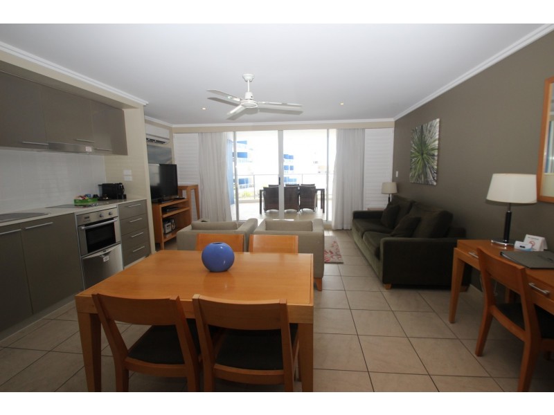 Unit 210/569 Charlton Esplanade, Urangan QLD 4655
