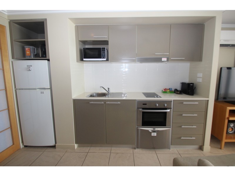 Unit 210/569 Charlton Esplanade, Urangan QLD 4655