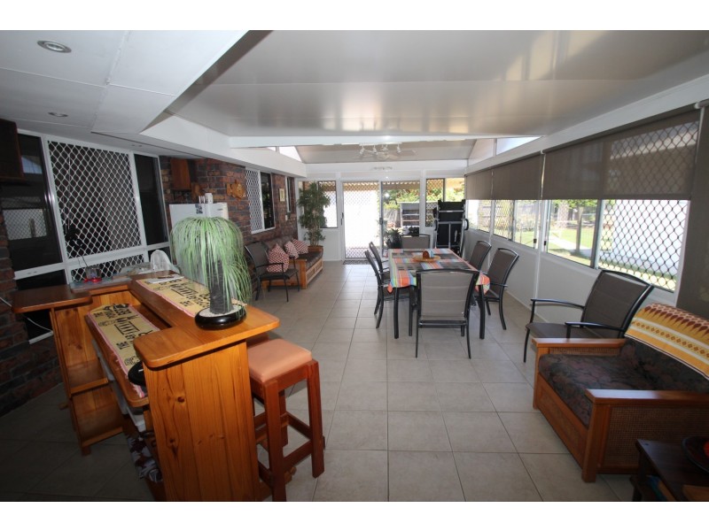74 Ladbroke Crescent, Urangan QLD 4655