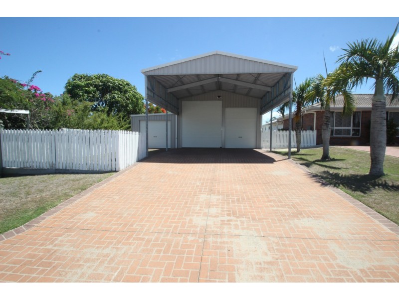 74 Ladbroke Crescent, Urangan QLD 4655