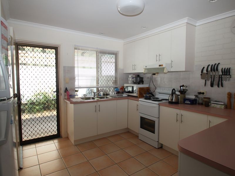 2/5 Freshwater Street, Scarness QLD 4655