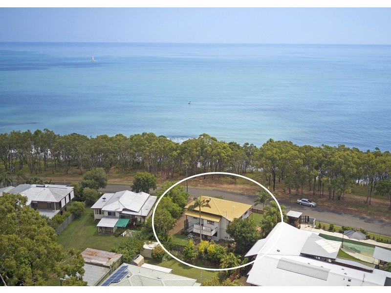 40 Esplanade, Point Vernon QLD 4655