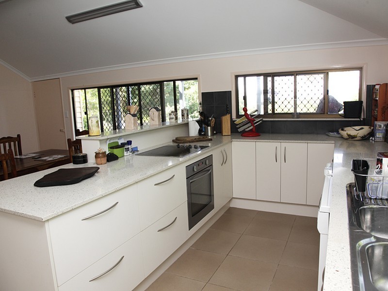 20 Beacon Road, Booral QLD 4655