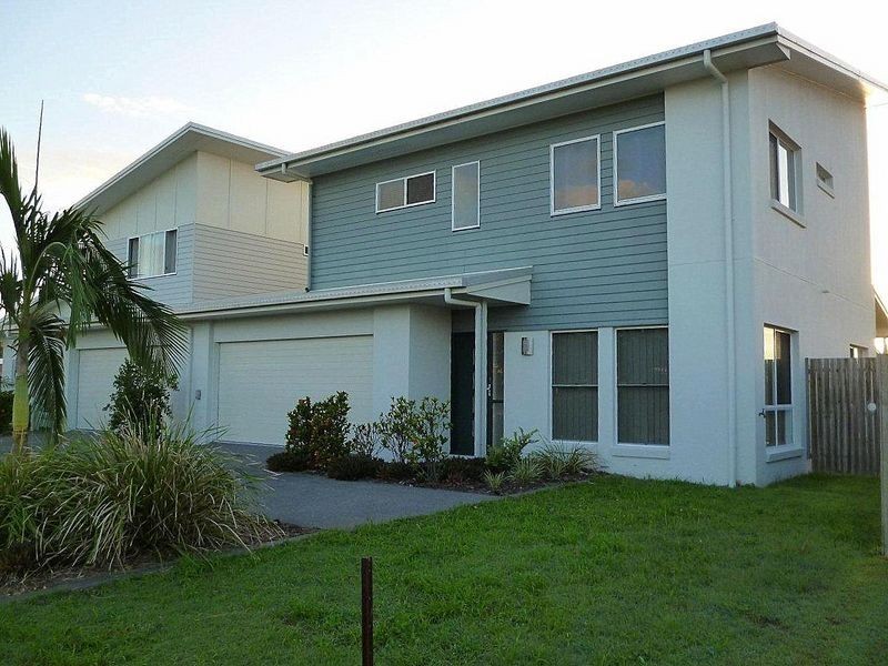Unit 1/5 Seaway Parade, Toogoom QLD 4655