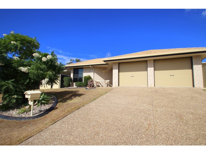 4 Picadilly Cct, Urraween QLD 4655