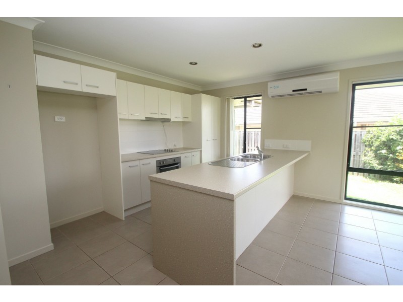 11 Parkhill Avenue, Wondunna QLD 4655