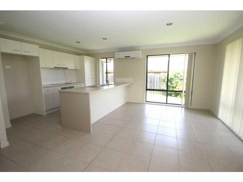 11 Parkhill Avenue, Wondunna QLD 4655