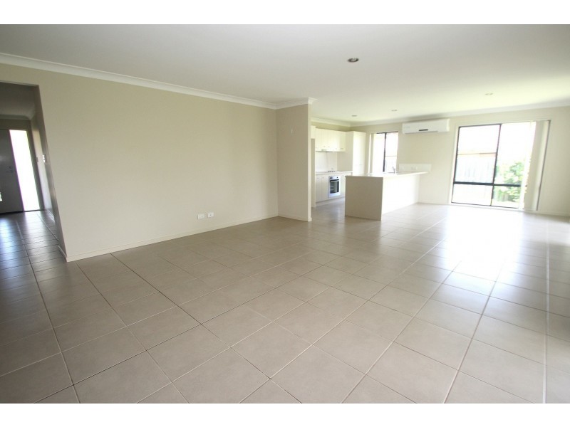 11 Parkhill Avenue, Wondunna QLD 4655